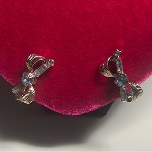 Vintage Clip Earrings silver tone w/ blue colored stones.